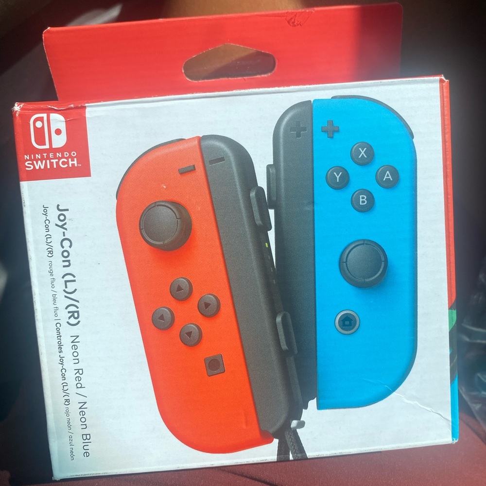 Nintendo switch controllers